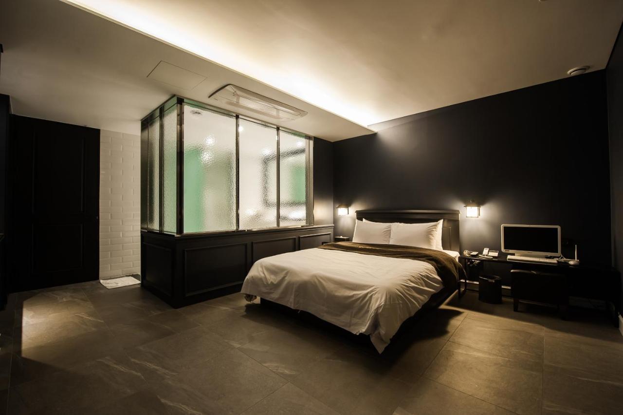 Amare Hotell Suwon Exteriör bild