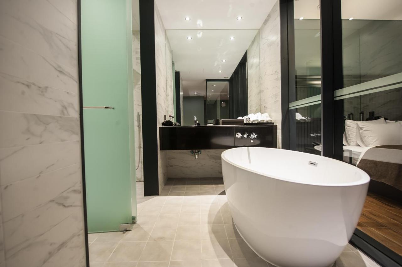 Amare Hotell Suwon Exteriör bild