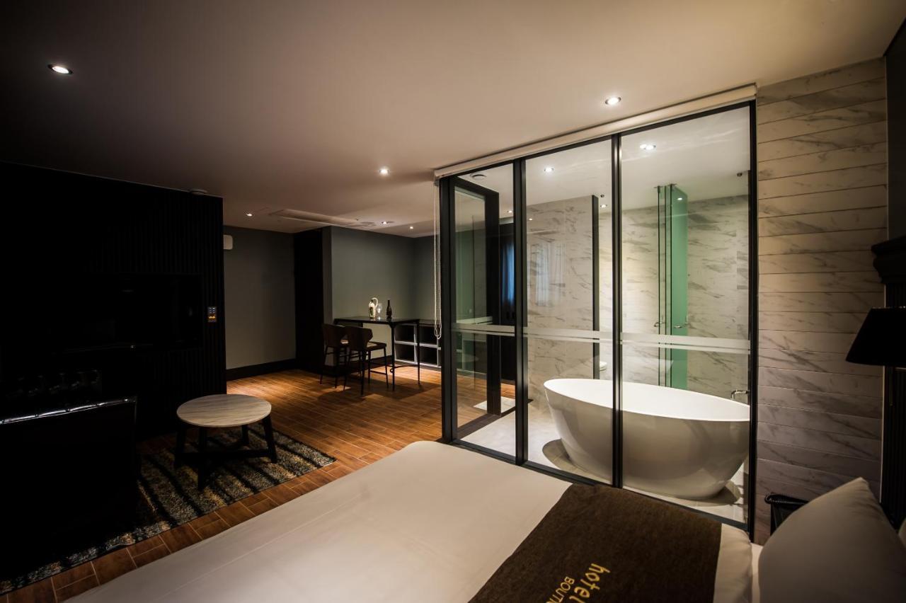 Amare Hotell Suwon Exteriör bild