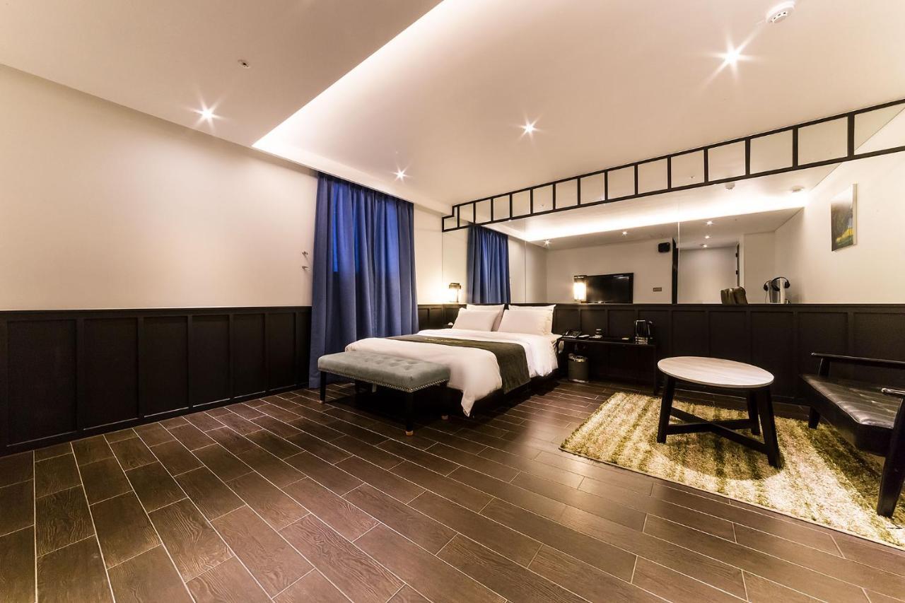 Amare Hotell Suwon Exteriör bild